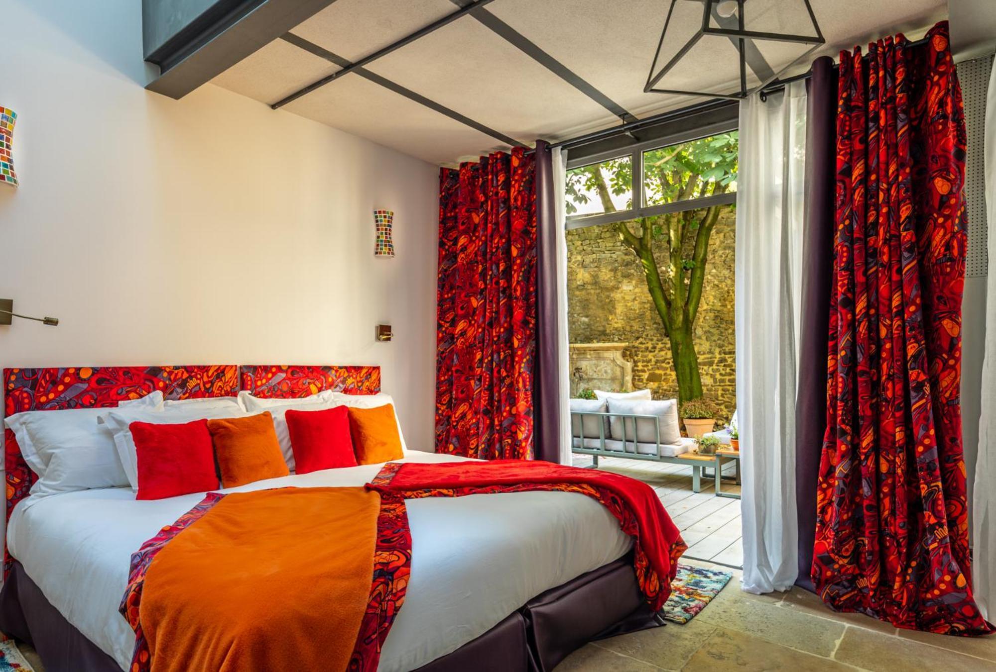 Le Clos Violette Et Le 11 D'Aglae - Hotel De Charme Design De Luxe LʼIsle-sur-la-Sorgue Dış mekan fotoğraf