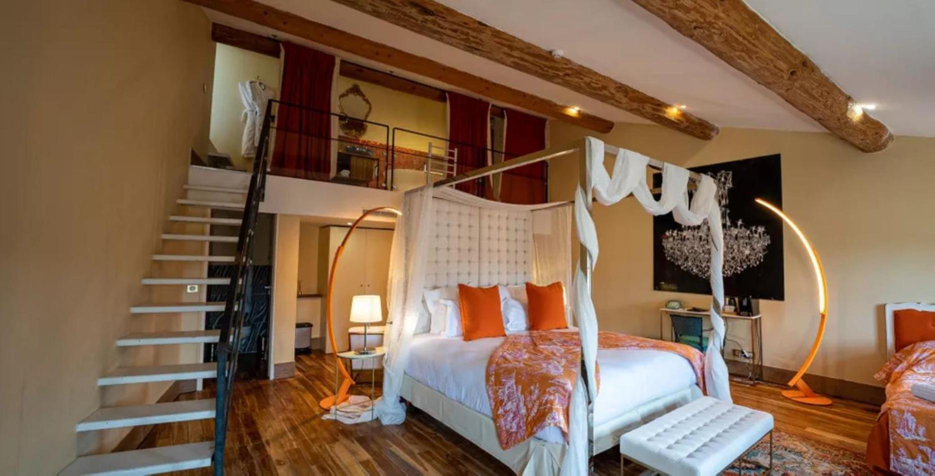 Le Clos Violette Et Le 11 D'Aglae - Hotel De Charme Design De Luxe LʼIsle-sur-la-Sorgue Dış mekan fotoğraf
