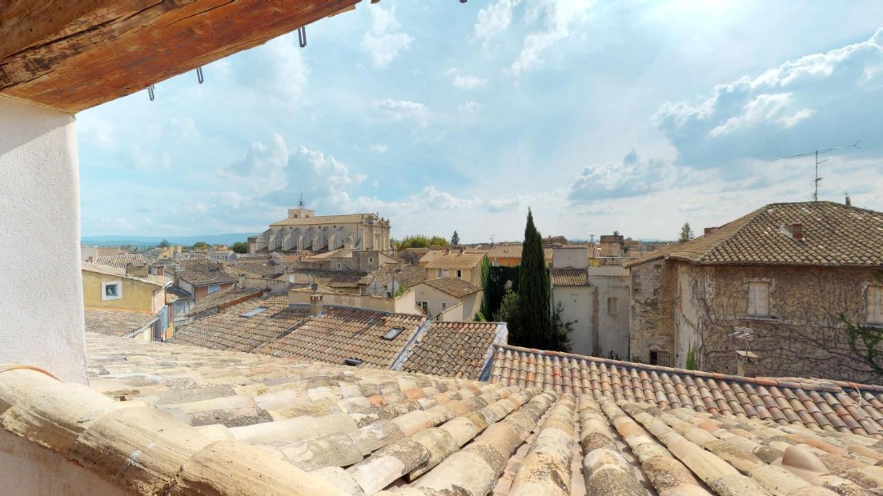 Le Clos Violette Et Le 11 D'Aglae - Hotel De Charme Design De Luxe LʼIsle-sur-la-Sorgue Dış mekan fotoğraf